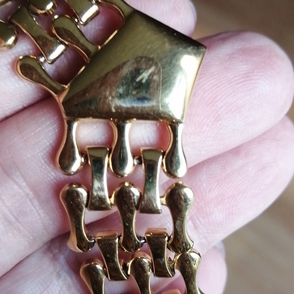 Gorgeous golden plated vintage Panther link necklace - Picture 4 of 6